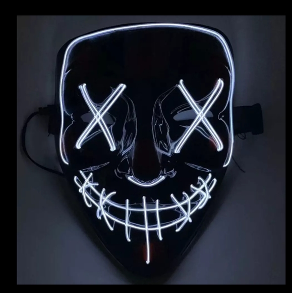 Light Up Mask In Different Modes - Picture 2 of 3